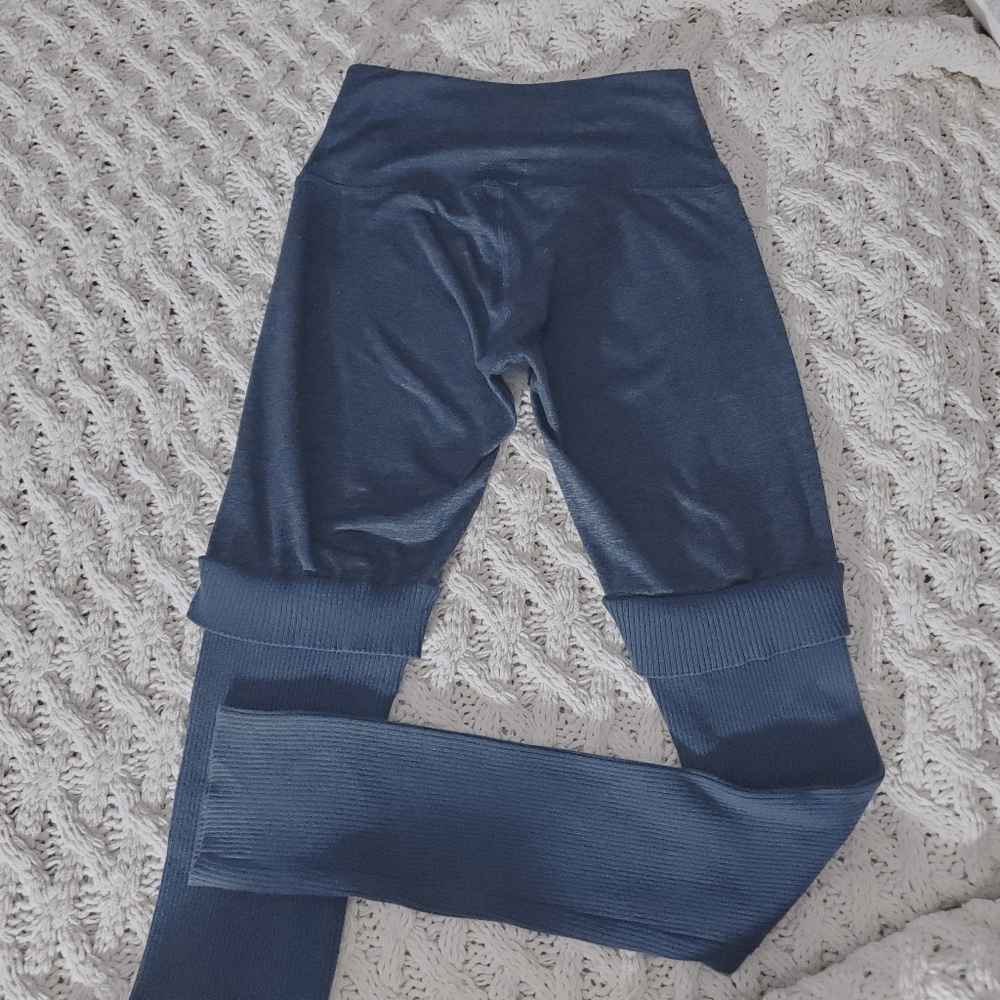 Aerie Over The Knee Leg Warmer Blue High-Rise Leggings - Picture 8 of 16